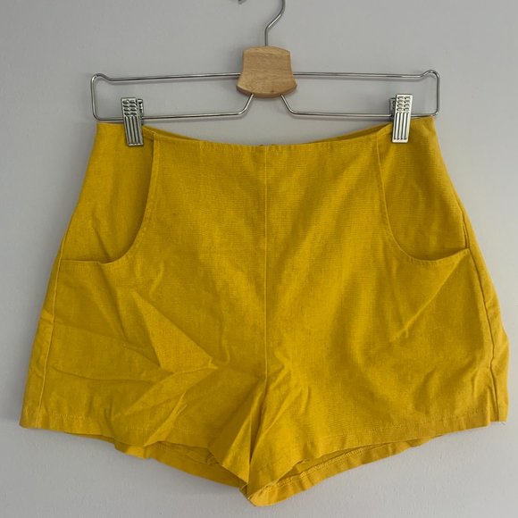 LEITH Nordstrom Linen Blend High Waisted Yellow Shorts - Size Medium - Picture 3 of 6